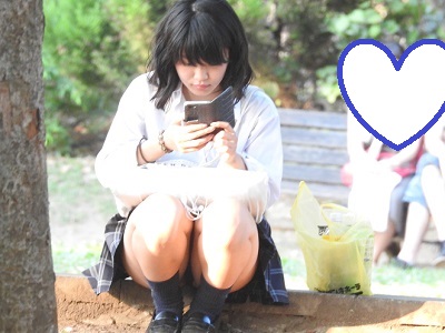 [ＹＵＫＩ]制服姿の可愛いコを発見！！（ＦＨＤ）大変です！！パンツが見えてますよ８